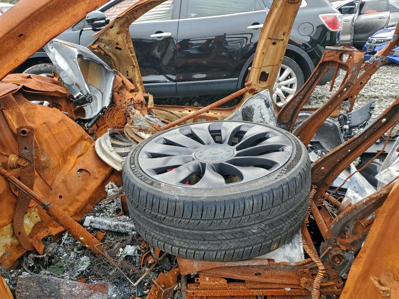 91823095 :رقم المزاد ، 7SAYGDEF2NF337963 vin ، 2022 Tesla Model Y مزاد بيع