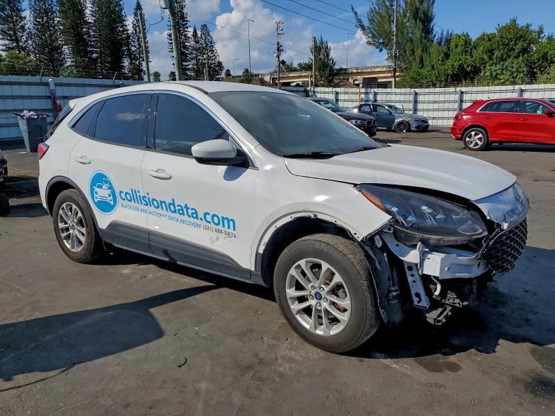 2021 Ford Escape მანქანა იყიდება აუქციონზე, vin: 1FMCU9G66MUB01151, აუქციონის ნომერი: 57837166