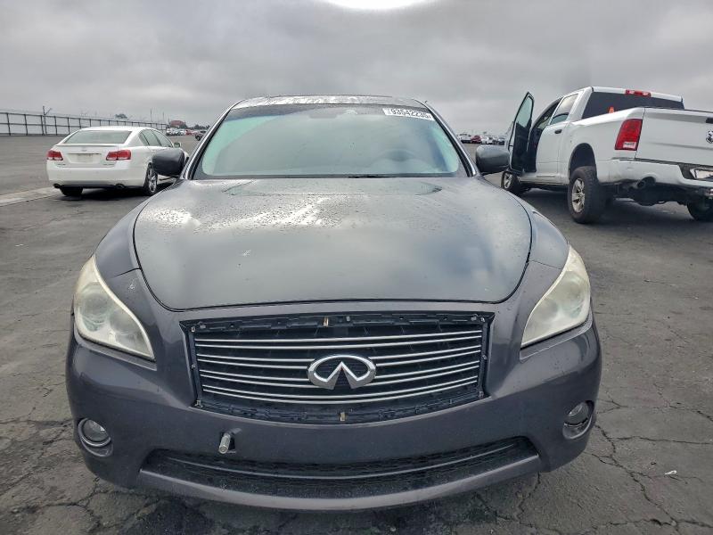 93542235 :رقم المزاد ، JN1AY1AP8BM520718 vin ، 2011 Infiniti M56 مزاد بيع
