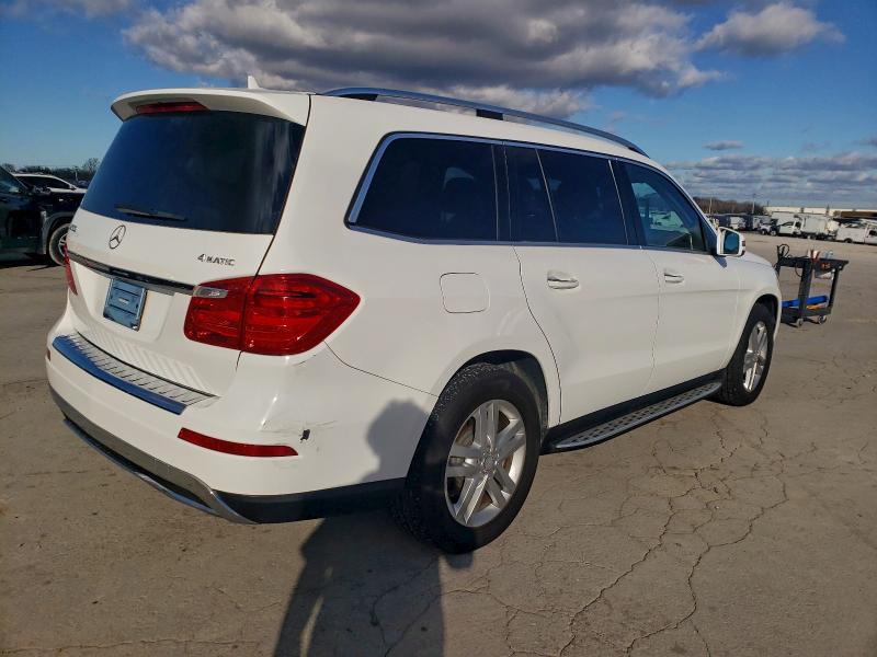 94279685 :رقم المزاد ، 4JGDF6EE3FA533871 vin ، 2015 Mercedes-benz Gl مزاد بيع