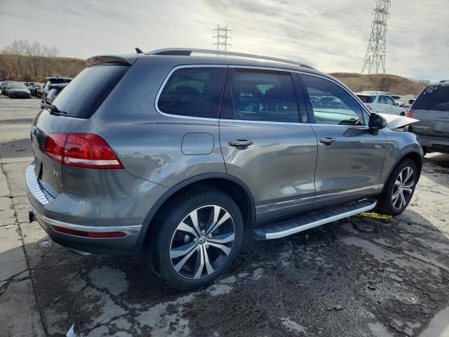 2017 Volkswagen Touareg მანქანა იყიდება აუქციონზე, vin: WVGRF7BP2HD001871, აუქციონის ნომერი: 93439345