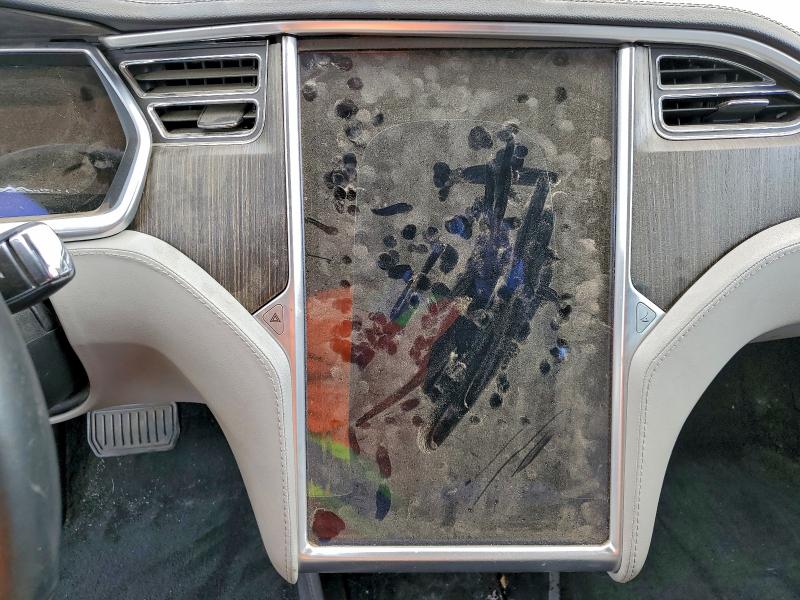 2013 Tesla Model S მანქანა იყიდება აუქციონზე, vin: 5YJSA1CG1DFP04719, აუქციონის ნომერი: 93536635