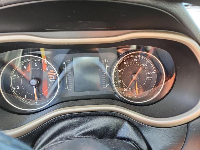 91467925 :رقم المزاد ، 1C4PJLCB4JD552136 vin ، 2018 Jeep Cherokee مزاد بيع