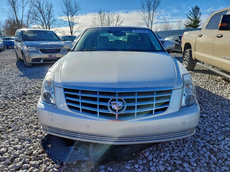 Aukcja sprzedaży 2011 Cadillac Dts, vin: 1G6KP5ES7BU145563, numer aukcji: 93191645