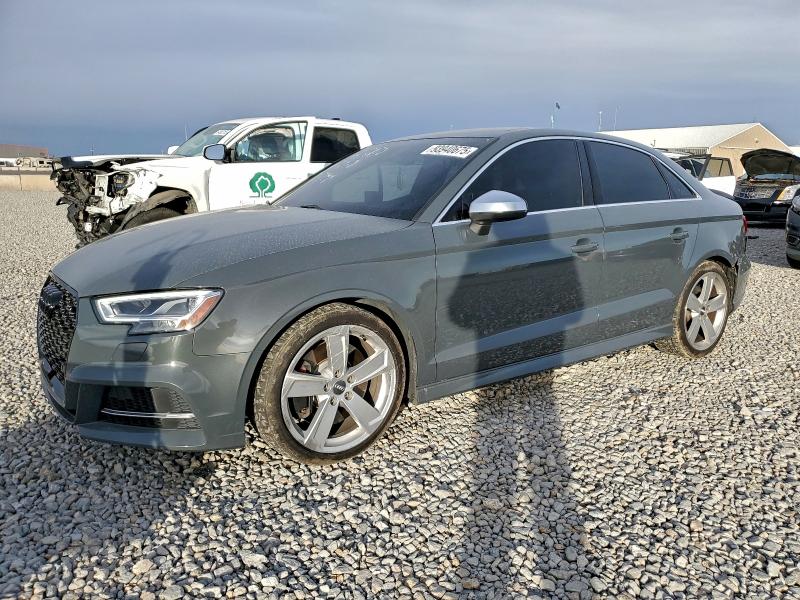2017 Audi S3 მანქანა იყიდება აუქციონზე, vin: WAUB1GFF9H1013018, აუქციონის ნომერი: 93940675