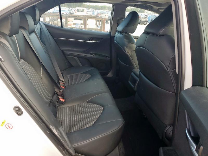 Продажа на аукционе авто 2018 Toyota Camry, vin: 4T1B11HK3JU599564, номер лота: 92516055