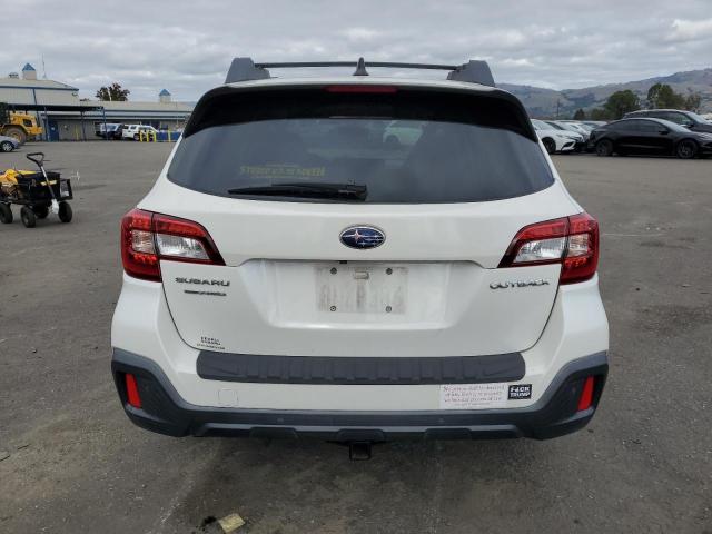 93509985 :رقم المزاد ، 4S4BSANC2J3380093 vin ، 2018 Subaru Outback مزاد بيع