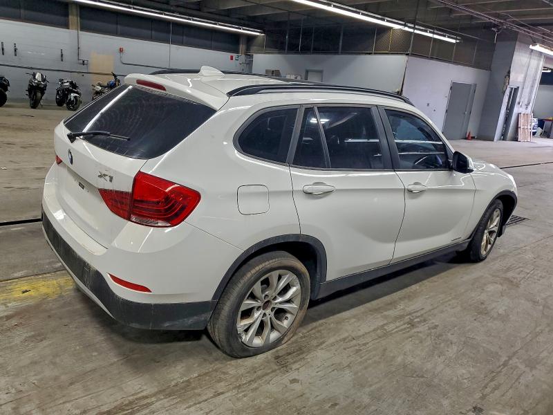 94053115 :رقم المزاد ، WBAVL1C56EVY18057 vin ، 2014 Bmw X1 Xdrive2 مزاد بيع