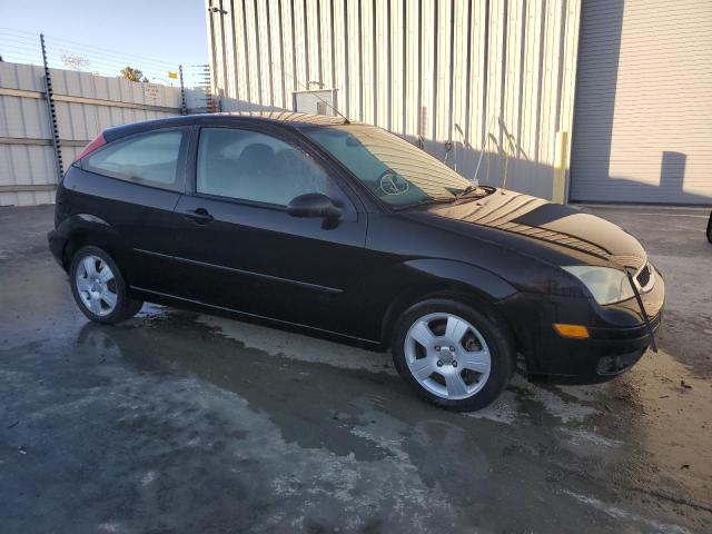 87090205 :رقم المزاد ، 3FAFP31N45R112699 vin ، 2005 Ford Focus Zx3 مزاد بيع