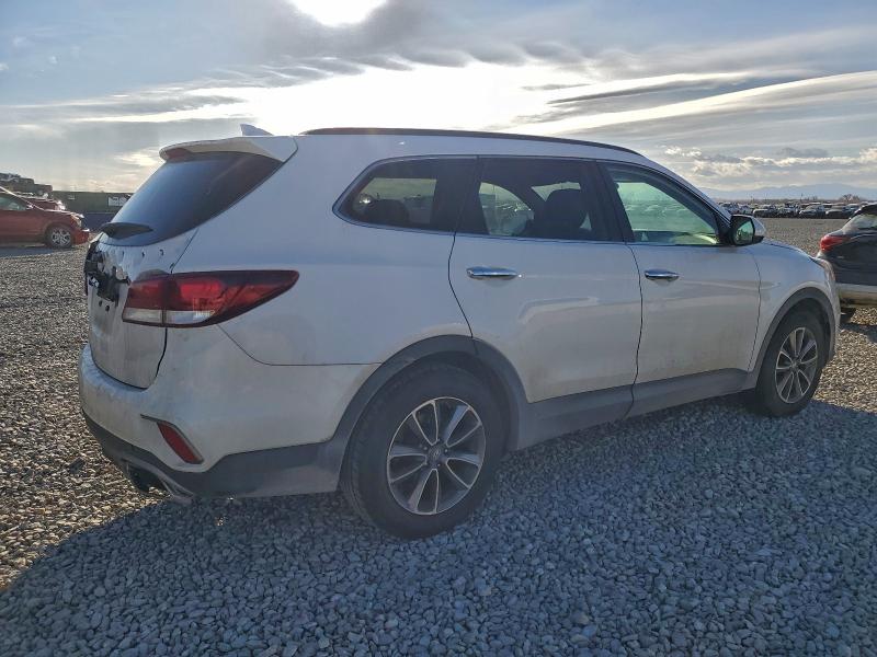 2017 Hyundai Santa Fe S მანქანა იყიდება აუქციონზე, vin: KM8SM4HFXHU180102, აუქციონის ნომერი: 94002135