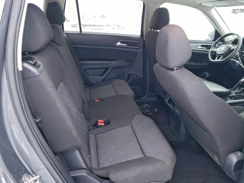 94909775 :رقم المزاد ، 1V2HR2CAXJC501985 vin ، 2018 Volkswagen Atlas مزاد بيع