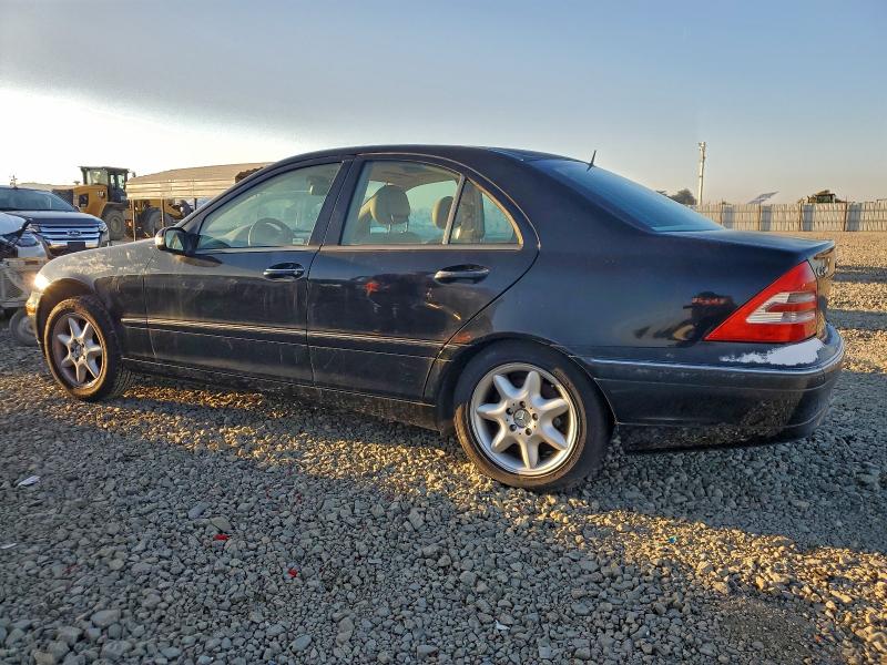 Продаж на аукціоні авто 2002 Mercedes-benz C, vin: WDBRF61J12F250670, номер лоту: 94960355
