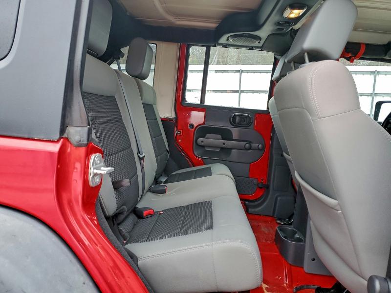 93310175 :رقم المزاد ، 1J4BA3H14AL143483 vin ، 2010 Jeep Wrangler Unlimited مزاد بيع