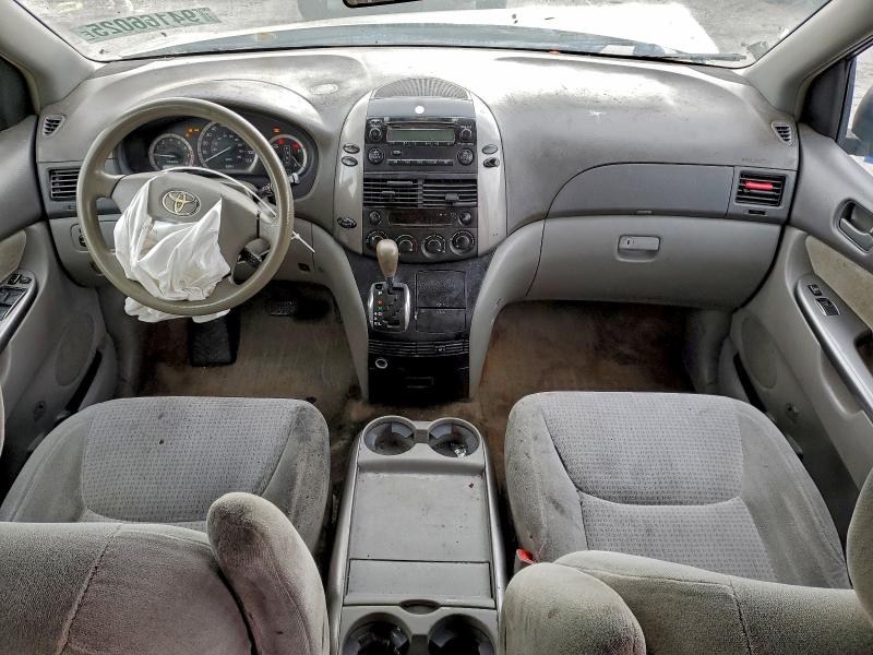 Продажа на аукционе авто 2010 Toyota Sienna, vin: 5TDKK4CC5AS293764, номер лота: 94166025