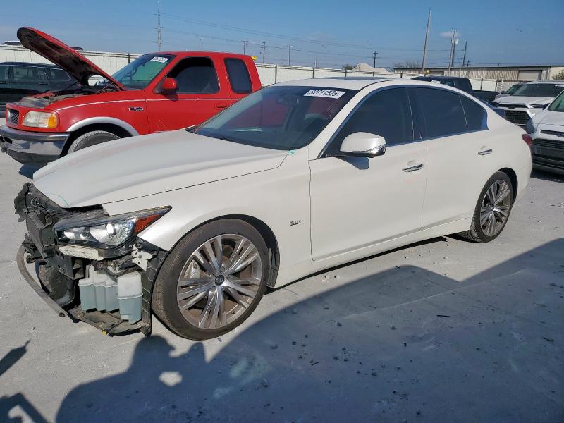 92211525 :رقم المزاد ، JN1EV7AP0JM359440 vin ، 2018 Infiniti Q50 Luxe مزاد بيع