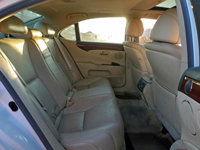 Продажа на аукционе авто 2012 Lexus Ls, vin: JTHCL5EF5C5012567, номер лота: 93962805