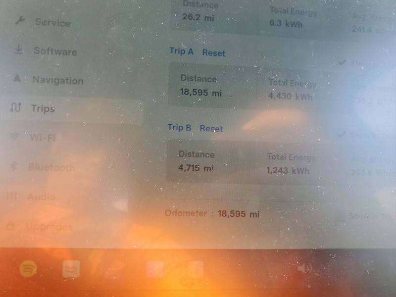 94413735 :رقم المزاد ، 7SAYGAEE0RF098408 vin ، 2024 Tesla Model Y مزاد بيع