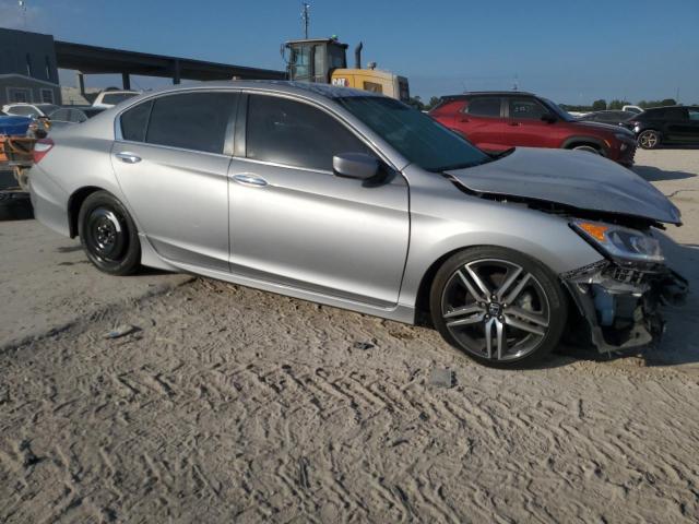 93199175 :رقم المزاد ، 1HGCR2F54HA095705 vin ، 2017 Honda Accord مزاد بيع