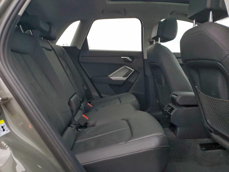 93832155 :رقم المزاد ، WA1AUCF35N1035866 vin ، 2022 Audi Q3 مزاد بيع