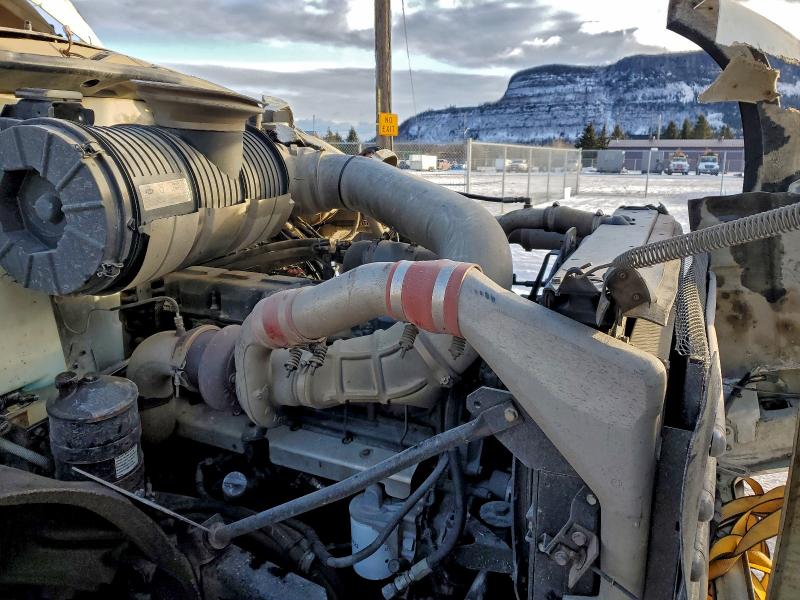2004 Mack 700 მანქანა იყიდება აუქციონზე, vin: 1M2AG11C04M013291, აუქციონის ნომერი: 93520655