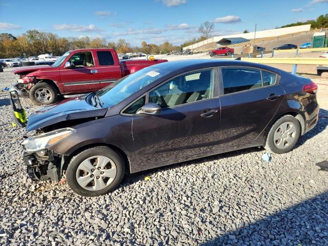 2017 Kia Forte მანქანა იყიდება აუქციონზე, vin: 3KPFK4A76HE044823, აუქციონის ნომერი: 92096915