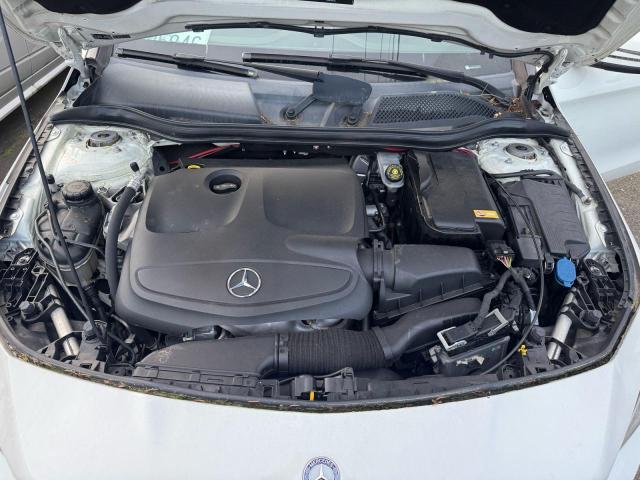 2015 Mercedes-benz Cla 250 4m მანქანა იყიდება აუქციონზე, vin: WDDSJ4GB4FN196109, აუქციონის ნომერი: 92537585
