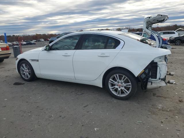 2018 Jaguar Xe მანქანა იყიდება აუქციონზე, vin: SAJAJ4FX4JCP25812, აუქციონის ნომერი: 90141255