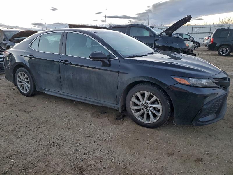 93919605 :رقم المزاد ، 4T1G11AK7NU699432 vin ، 2022 Toyota Camry مزاد بيع