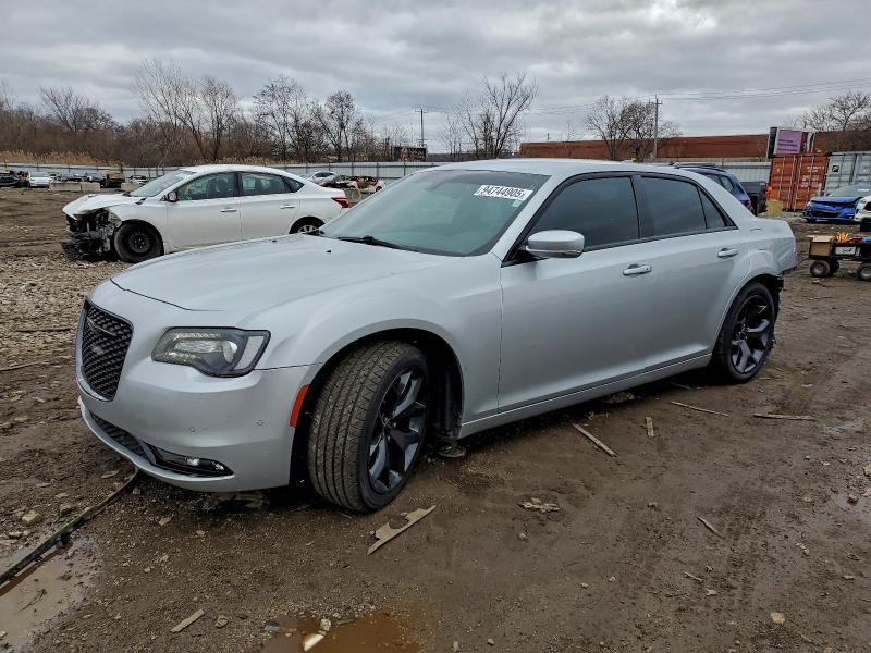 Продажа на аукционе авто 2021 Chrysler 300, vin: 2C3CCABG7MH525552, номер лота: 94744905
