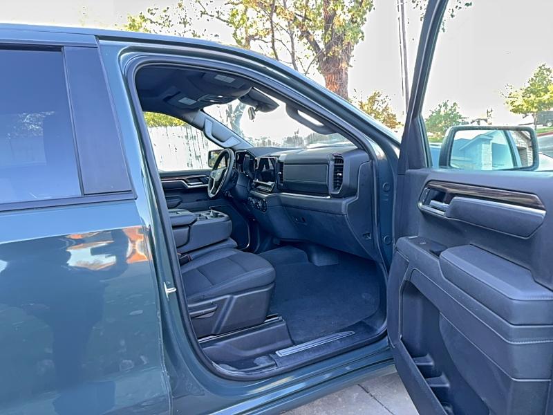 Продажа на аукционе авто 2025 Chevrolet Silverado, vin: 1GCUKDED8SZ171415, номер лота: 94865695