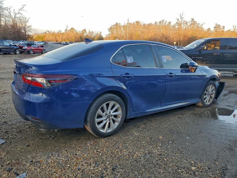 72905865 :رقم المزاد ، 4T1R11AK9PU109419 vin ، 2023 Toyota Camry Le مزاد بيع