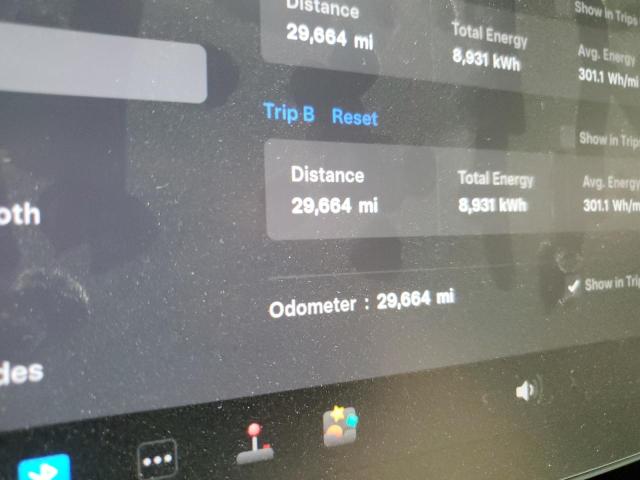 92716935 :رقم المزاد ، 7SAYGDEE0NF433940 vin ، 2022 Tesla Model Y مزاد بيع