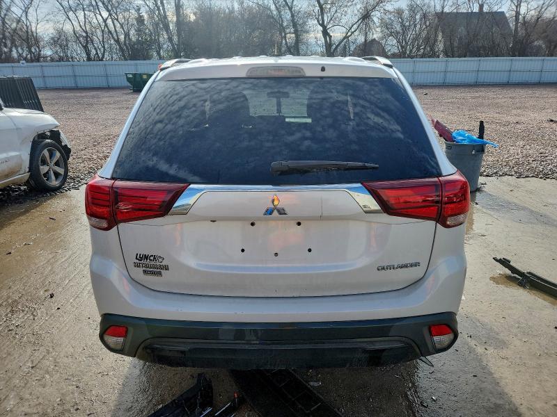 Продаж на аукціоні авто 2019 Mitsubishi Outlander, vin: JA4AD3A31KZ035304, номер лоту: 93885455