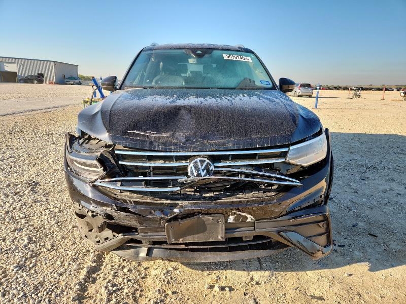 Продажа на аукционе авто 2022 Volkswagen Tiguan, vin: 3VV3B7AXXNM139215, номер лота: 52077196