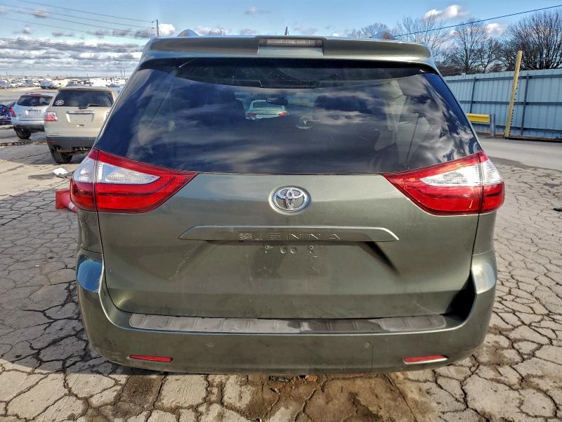 94069745 :رقم المزاد ، 5TDYZ3DC4KS984042 vin ، 2019 Toyota Sienna Xle مزاد بيع