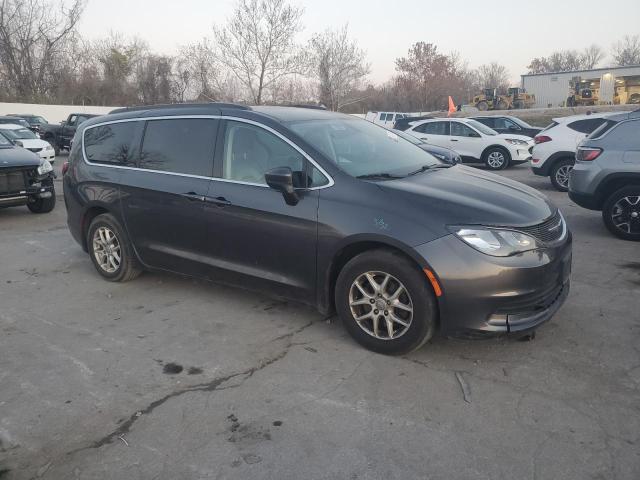 90417545 :رقم المزاد ، 2C4RC1DG2LR268439 vin ، 2020 Chrysler Voyager مزاد بيع