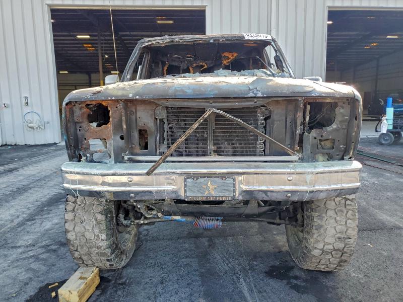 93339775 :رقم المزاد ، 1FMDU15F3DLA11230 vin ، 1983 Ford Bronco مزاد بيع