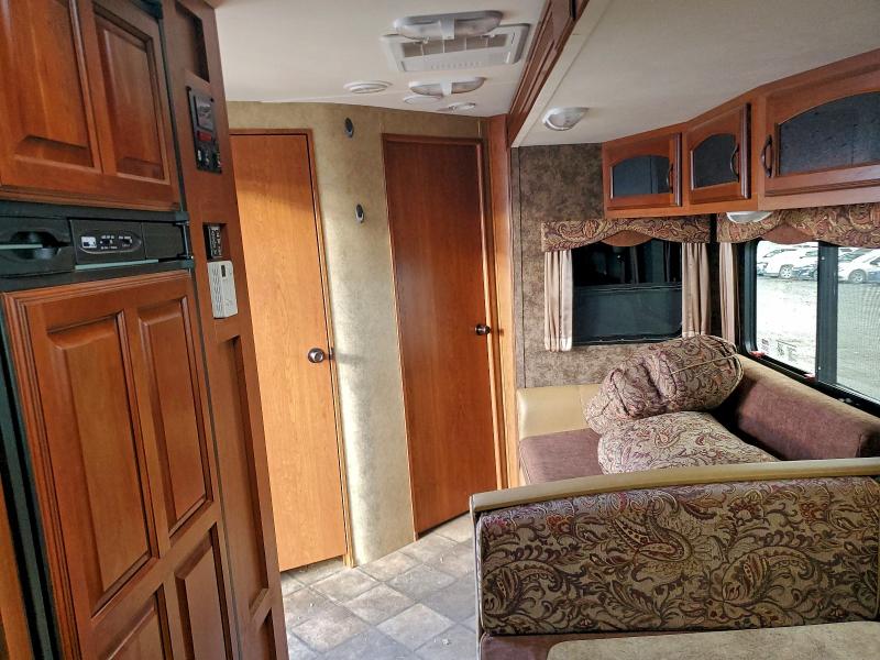 Продажа на аукционе авто 2013 Dutchmen Denali, vin: 47CTD1R2XDD313467, номер лота: 90713875