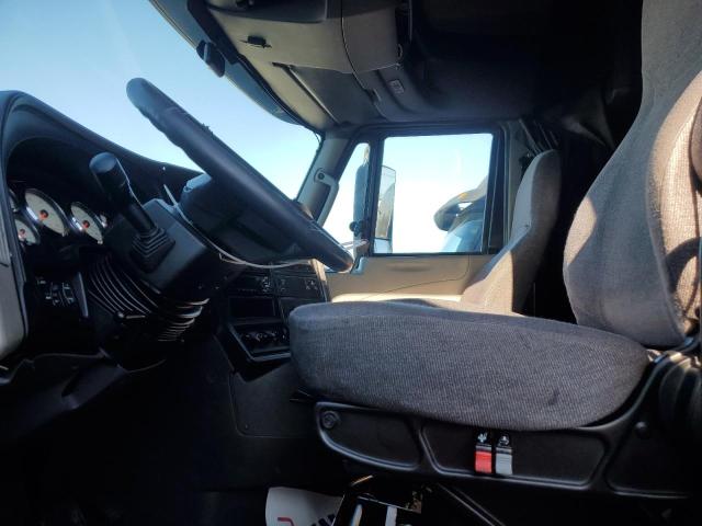 2016 International Prostar მანქანა იყიდება აუქციონზე, vin: 3HSDJAPR3GN403794, აუქციონის ნომერი: 92598765
