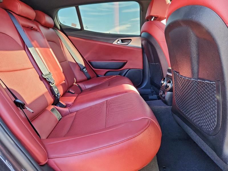 2022 Kia Stinger Gt მანქანა იყიდება აუქციონზე, vin: KNAE45LC1N6109422, აუქციონის ნომერი: 94364515