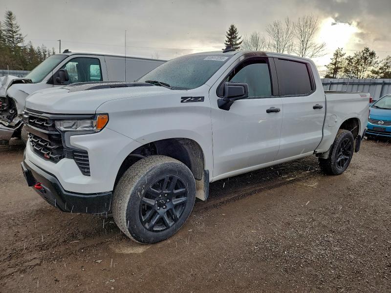 Auction sale of the 2024 Chevrolet Silverado, vin: 3GCUDFE84RG417590, lot number: 93917255