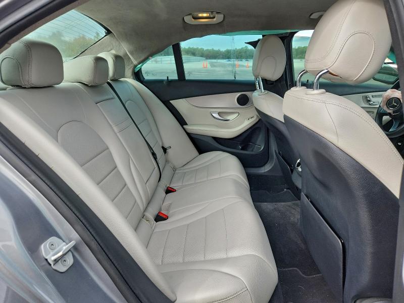 94315615 :رقم المزاد ، 55SWF4KB5FU016542 vin ، 2015 Mercedes-benz C مزاد بيع