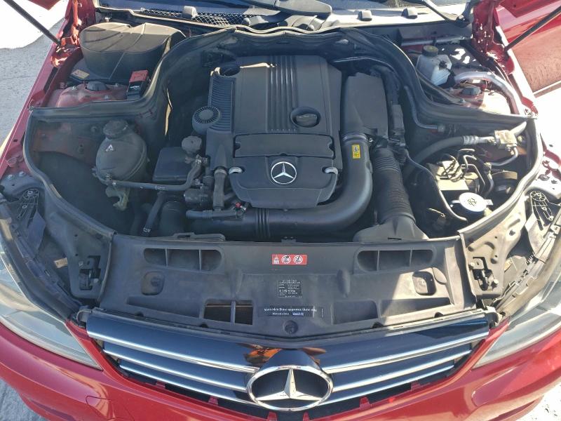 94366725 :رقم المزاد ، WDDGF4HB5EG256388 vin ، 2014 Mercedes-benz C مزاد بيع
