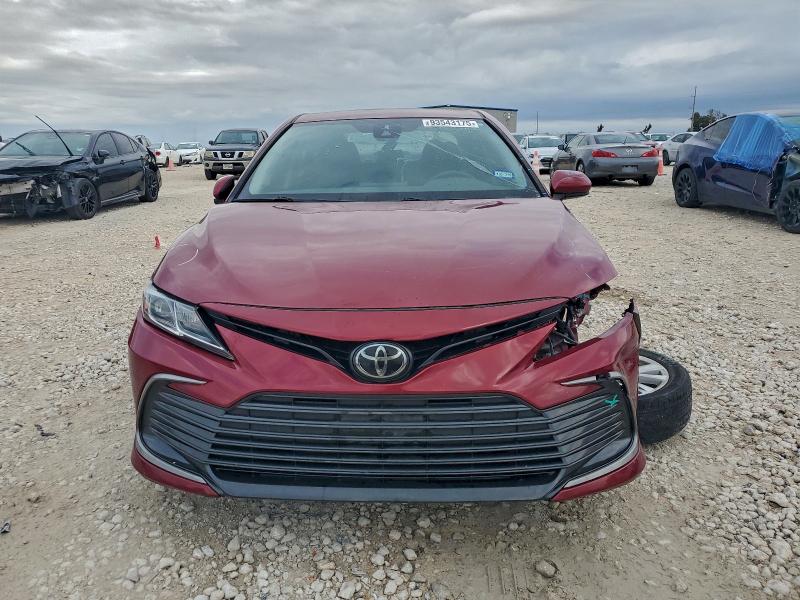 Продаж на аукціоні авто 2022 Toyota Camry, vin: 4T1C11AK4NU678066, номер лоту: 93543175