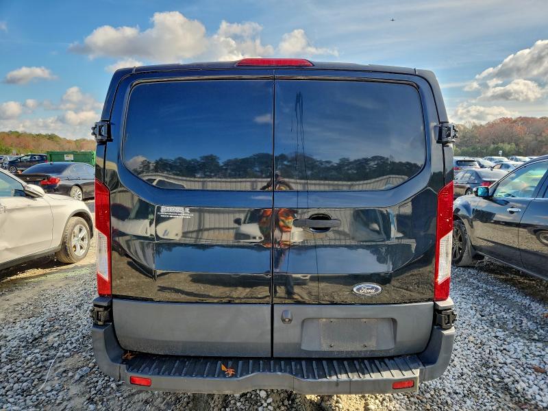 94648015 :رقم المزاد ، 1FTYE1YM4FKB27168 vin ، 2015 Ford Transit T- مزاد بيع