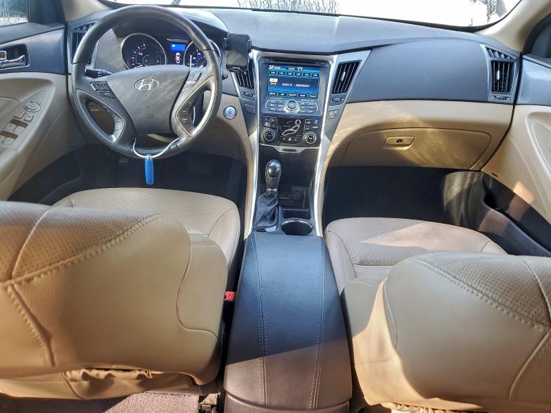 Продажа на аукционе авто 2012 Hyundai Sonata, vin: KMHEC4A43CA057373, номер лота: 94515905