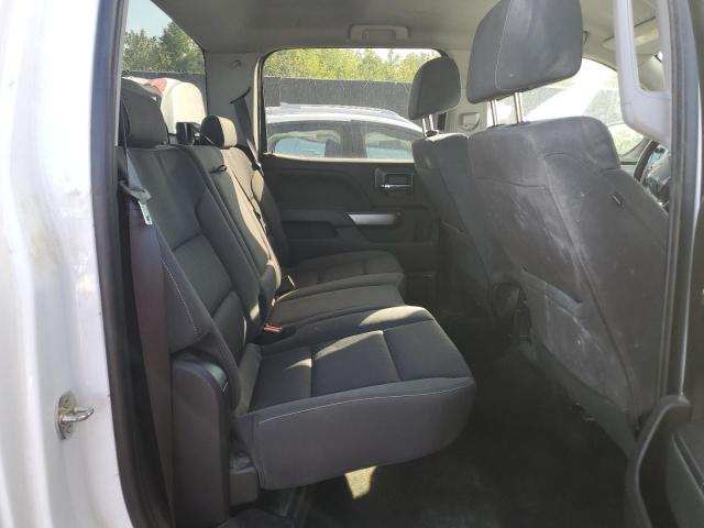93038195 :رقم المزاد ، 1GCUKREC5JF248083 vin ، 2018 Chevrolet Silverado مزاد بيع