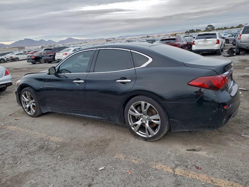 93979245 :رقم المزاد ، JN1BY1AP9HM740768 vin ، 2017 Infiniti Q70 مزاد بيع