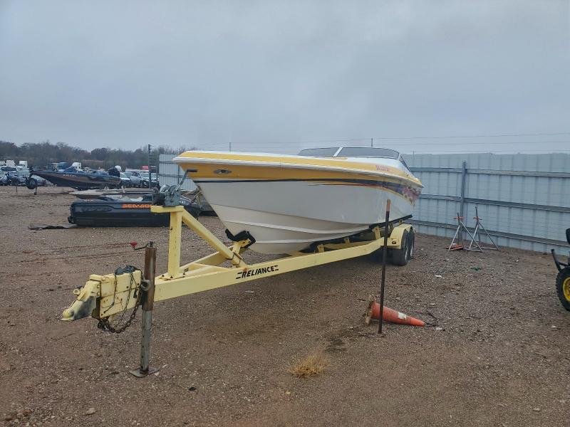 94333315 :رقم المزاد ، PJY30309B900 vin ، 2000 Boat Boat مزاد بيع