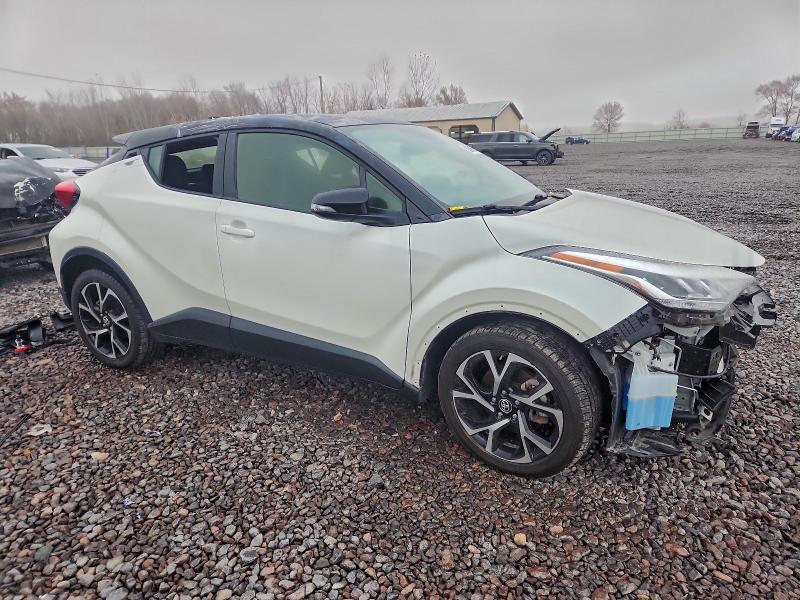 93046515 :رقم المزاد ، JTNKHMBX6L1067408 vin ، 2020 Toyota C-hr مزاد بيع